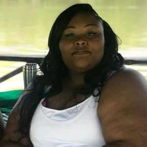 Meet your Posher, Eleasha